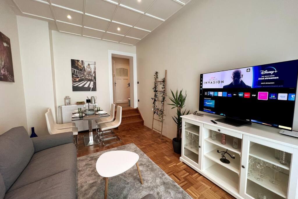 Soul-Apartment Terrasse Privat-Parkplatz Boxspringbett 55Zoll Tv Wlan ไลป์ซิก ภายนอก รูปภาพ